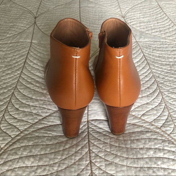 MAISON MARGIELA Calfskin Leather Open-toe Ankle Boots - Picture 6 of 13